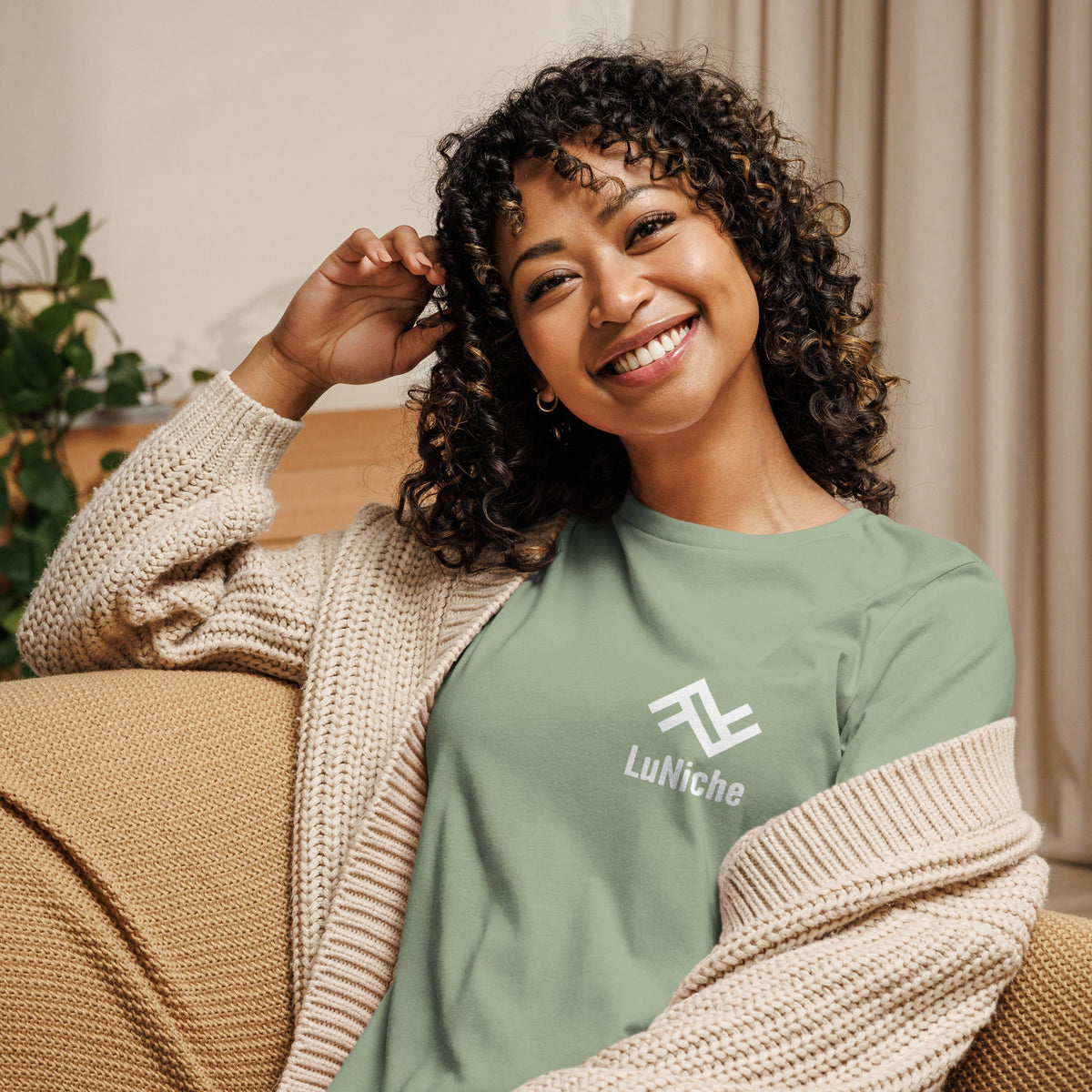 Women's Relaxed T-Shirt LuNiche Logo Plain - Luniche